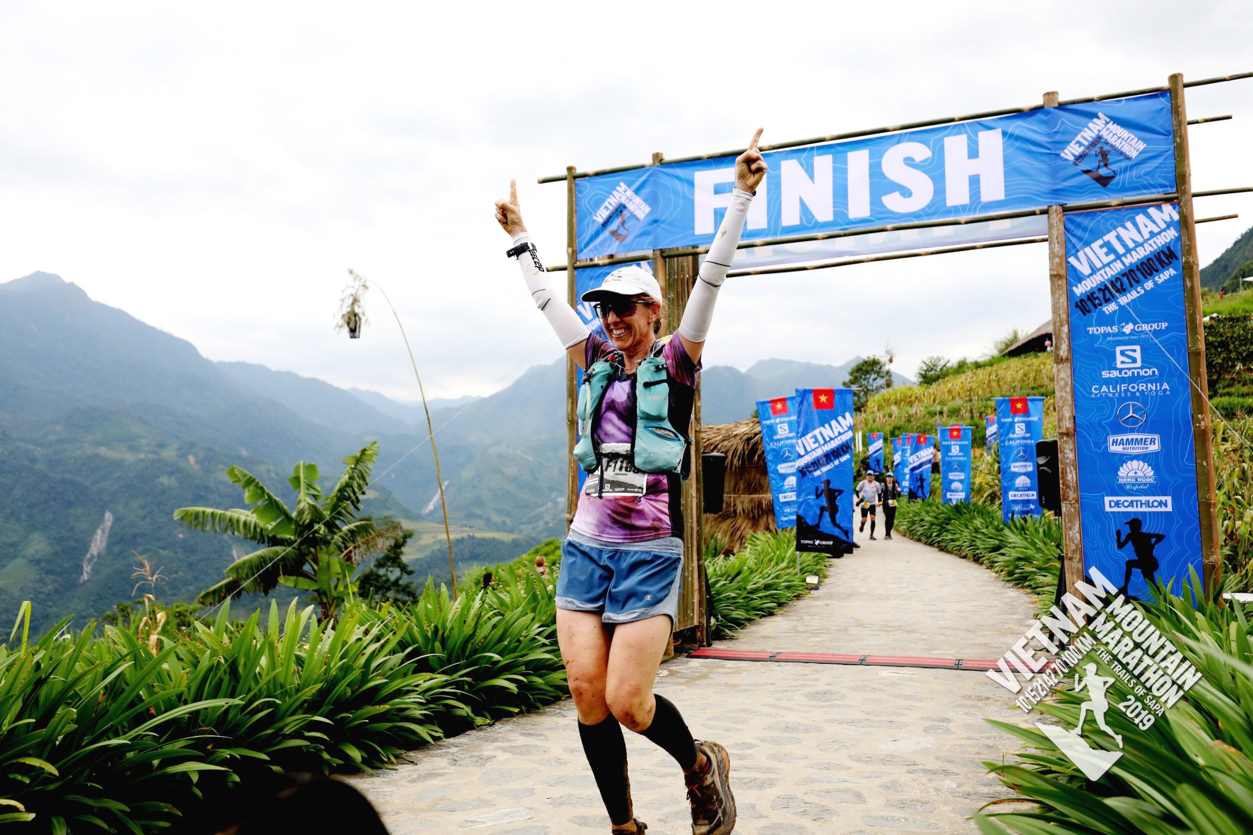 forkæle væv Nebu Charmaine Thompson - The Vietnam Mountain Marathon Champ