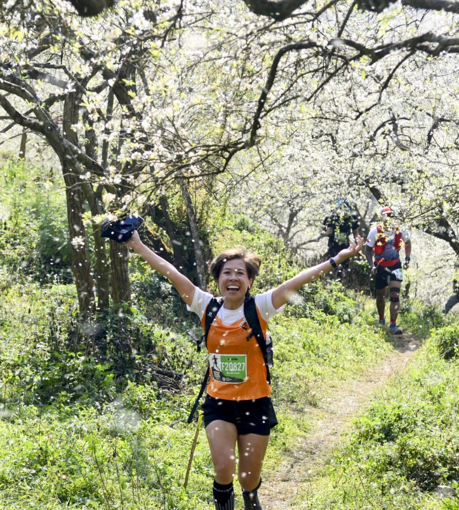 VTM Blossom Female Runner